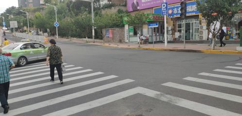 市北交警完善婦幼兒童醫(yī)院周邊交通設(shè)施 曝光一重點運輸企業(yè)